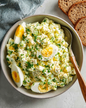 No-Mayo Egg Salad: Enjoy Classic Taste with Fewer Calories